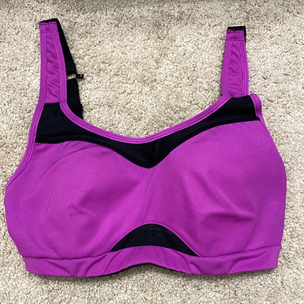 ASICS sports bra